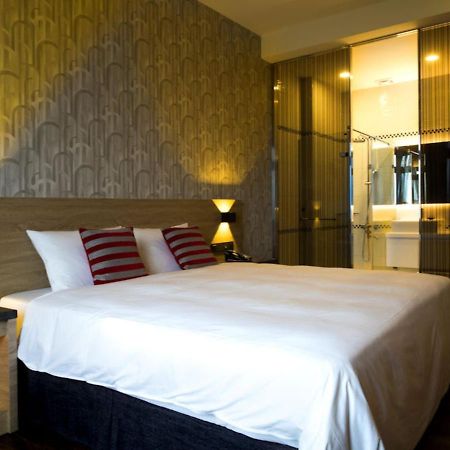 Yu Chun Hotel Taichung Extérieur photo